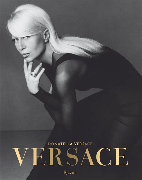 libro versace|how old is donatella versace.